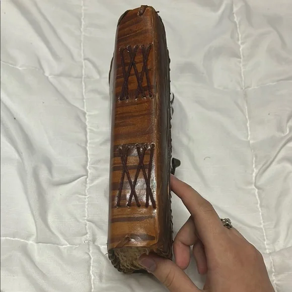 Hocus Pocus book of spells vintage leather journal with lock around 96 pages - Picture 4 of 6